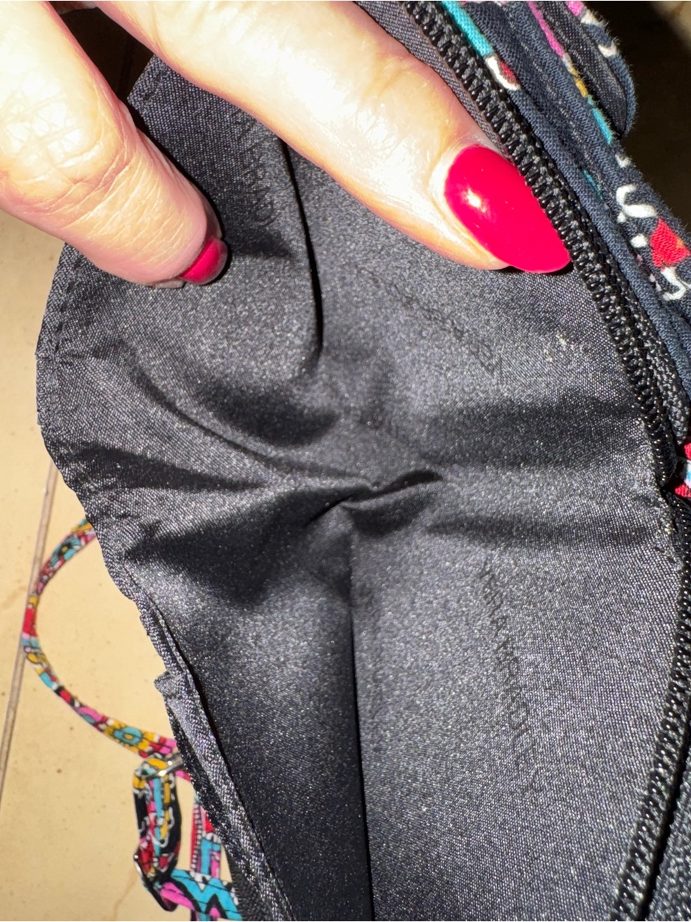 Vera Bradley Paisley Crossbody Wristlet - EUC - Picture 7 of 8